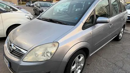 Usata Opel Zafira Cosmo 150 CV (110 kW) 2008 Grigio Monovolume