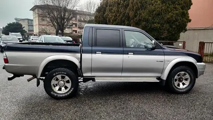 Blu Usata 2005 Mitsubishi L200 Pick-up | 9800 € (Buon prezzo)