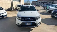 Bianco Usata 2017 Dacia Sandero Stepway Due volumi | 10.900 € (Cara)