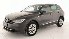 Grigio urano Usata 2022 VW Tiguan Life SUV | 29.900 € (Ottimo prezzo)