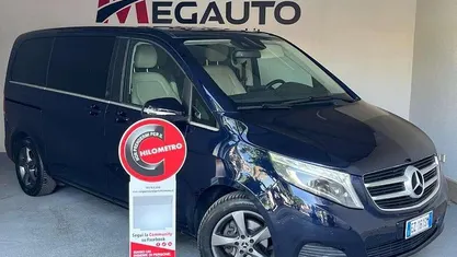 Antracite(met.) Usata 2015 Mercedes V220 Avantgarde Monovolume | 24.990 € (Super prezzo)