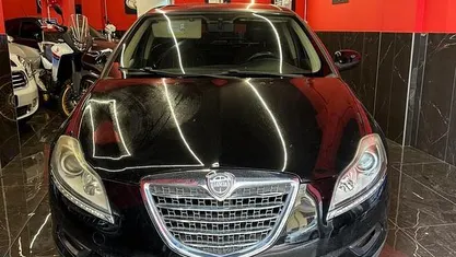 Usata Lancia Delta 190 CV (139 kW) 2010 Utilitaria