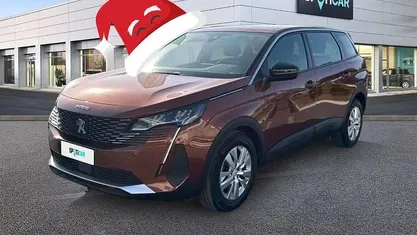 Marrone Usata 2023 Peugeot 5008 Active Monovolume | 22.600 € (Ottimo prezzo)