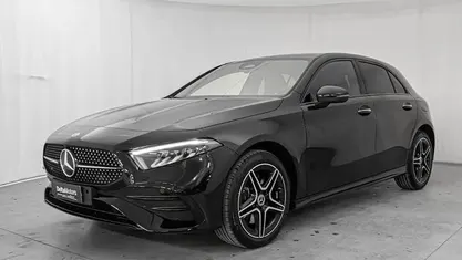 Nero Usata 2023 Mercedes A250 Advanced Plus Tre volumi | 47.900 €