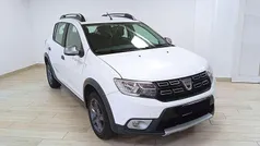 Usata 2017 Dacia Sandero Due volumi | 8900 € (Buon prezzo)