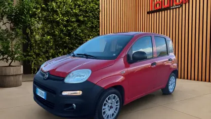 Usata Fiat Panda Easy 95 CV (69 kW) 2017 Rosso Utilitaria