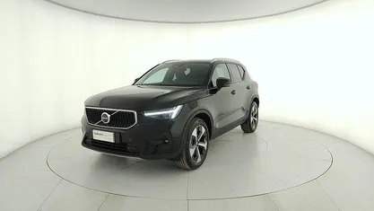Usata Volvo XC40 Core 163 CV (119 kW) 2025 Onyx black SUV