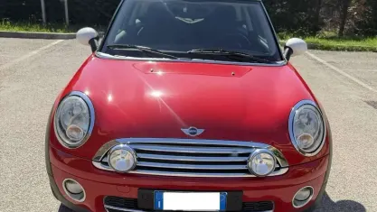 Usata Mini Cooper D 109 CV (80 kW) 2008 Rosso Utilitaria