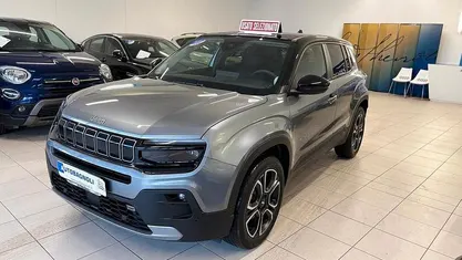 Usata Jeep Avenger Summit 101 CV (74 kW) 2024 Grigio SUV