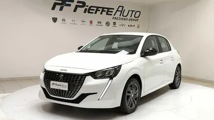 Usata Peugeot 208 Active 102 CV (75 kW) 2022 Bianco Utilitaria