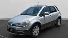 Grigio chiaro Usata 2011 Fiat Sedici Emotion SUV | 6500 € (Buon prezzo)