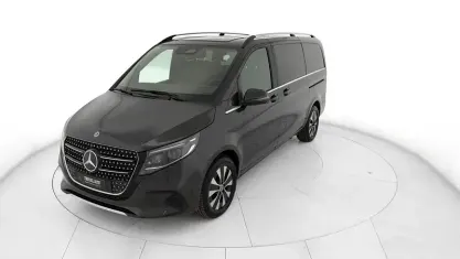 Usata Mercedes V300 Avantgarde 236 CV (173 kW) 2025 Grigio Monovolume