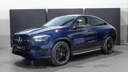 Blu Nuova 2025 Mercedes GLE300 AMG Line Premium Coupé | 96.877 € (Cara)