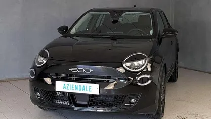 Usata Fiat 600 Pop 145 CV (106 kW) 2025 Nero SUV