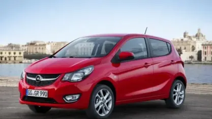 Usata Opel Karl Cosmo 75 CV (55 kW) 2016 Bianco Utilitaria