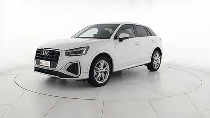Usata Audi Q2 S-Line 150 CV (110 kW) 2025 Bianco ghiacciaio metallizzato SUV