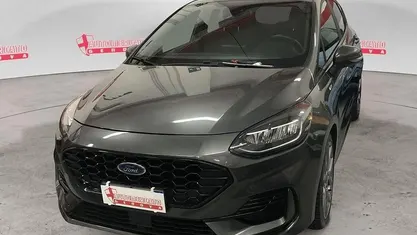 Gray Usata 2022 Ford Fiesta ST-Line Due volumi | 14.900 € (Buon prezzo)