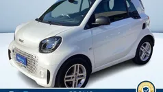Bianco pastello Usata 2021 Smart ForTwo Electric Drive Pulse Tre volumi | 12.900 € (Buon prezzo)