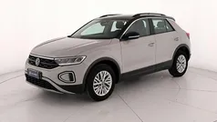 Usata 2022 VW T-Roc Life SUV | 20.900 € (Buon prezzo)