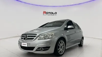 Usata Mercedes B180 Premium 109 CV (80 kW) 2010 Argento Monovolume