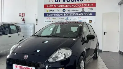 Usata Fiat Punto Street 95 CV (69 kW) 2018 Nero Utilitaria