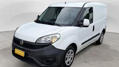 Bianco Usata 2017 Fiat Doblò Monovolume | 10.900 € (Buon prezzo)