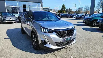 Usata Peugeot 2008 GT 131 CV (96 kW) 2021 Argento SUV