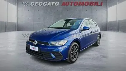 Usata VW Polo Life 95 CV (69 kW) 2024 Blu Utilitaria