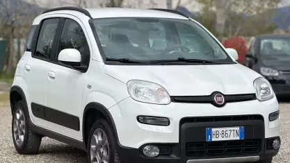 Usata Fiat Panda 4x4 S 86 CV (63 kW) 2015 Bianco Utilitaria