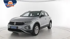 Usata 2024 VW T-Roc Life SUV | 28.200 € (Buon prezzo)