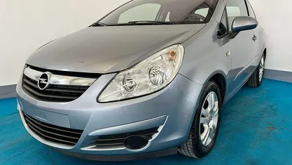 Usata Opel Corsa 80 CV (58 kW) 2007 Argento Utilitaria