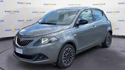 Usata 2024 Lancia Ypsilon Due volumi | 12.800 € (Buon prezzo)