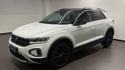 Usata VW T-Roc Life 116 CV (85 kW) 2023 Bianco SUV