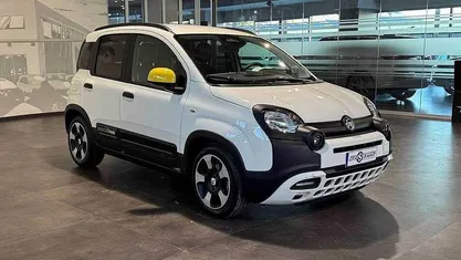 Bianco Usata 2025 Fiat Panda Cross Cross Due volumi | 13.490 € (Buon prezzo)