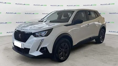 Bianco Usata 2021 Peugeot 2008 Active SUV | 15.900 € (Buon prezzo)