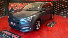 Grigio Usata 2015 Hyundai i20 Style Tre volumi | 7800 € (Buon prezzo)