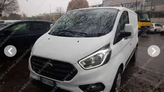 Usata 2023 Ford Transit Custom Tre volumi | 14.500 €