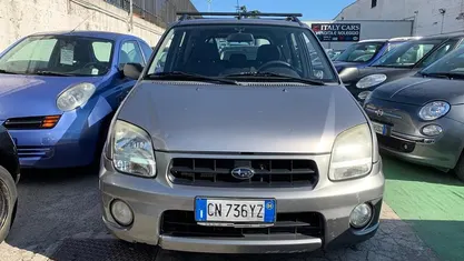 Grigio Usata 2004 Subaru Justy Due volumi | 2500 € (Buon prezzo)