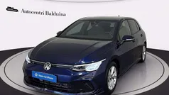 Usata 2022 VW Golf VIII R-line Tre volumi | 25.900 € (Buon prezzo)