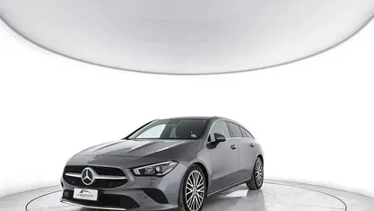 Grigio Usata 2020 Mercedes CLA200 Shooting Brake Station wagon | 20.400 € (Ottimo prezzo)