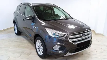 Usata 2018 Ford Kuga Titanium SUV | 14.900 € (Buon prezzo)