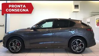 Grigio Usata 2021 Alfa Romeo Stelvio Veloce SUV | 29.990 € (Buon prezzo)
