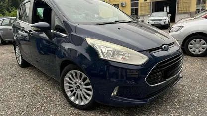 Usata Ford B-MAX Titanium 101 CV (74 kW) 2013 Monovolume