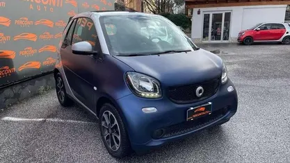 Blu/azzurro Usata 2016 Smart ForTwo Cabrio Brabus Cabrio | 13.497 € (Super prezzo)