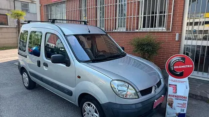 Usata Renault Kangoo Expression 82 CV (60 kW) 2004 Monovolume