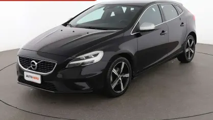 Gebraucht Volvo V40 R-Design 120 PS (88 kW) 2017 Schwarz Limousine