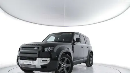 Usata Land Rover Defender SE Dynamic 400 CV (294 kW) 2022 Nero SUV