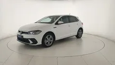 Pure white Usata 2023 VW Polo R-line Tre volumi | 18.900 € (Buon prezzo)