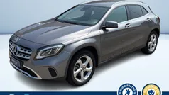 Grigio metallizzato Usata 2019 Mercedes GLA220 SUV | 22.100 € (Ottimo prezzo)