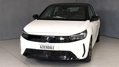 Usata Opel Corsa 101 CV (74 kW) 2025 Bianco Utilitaria